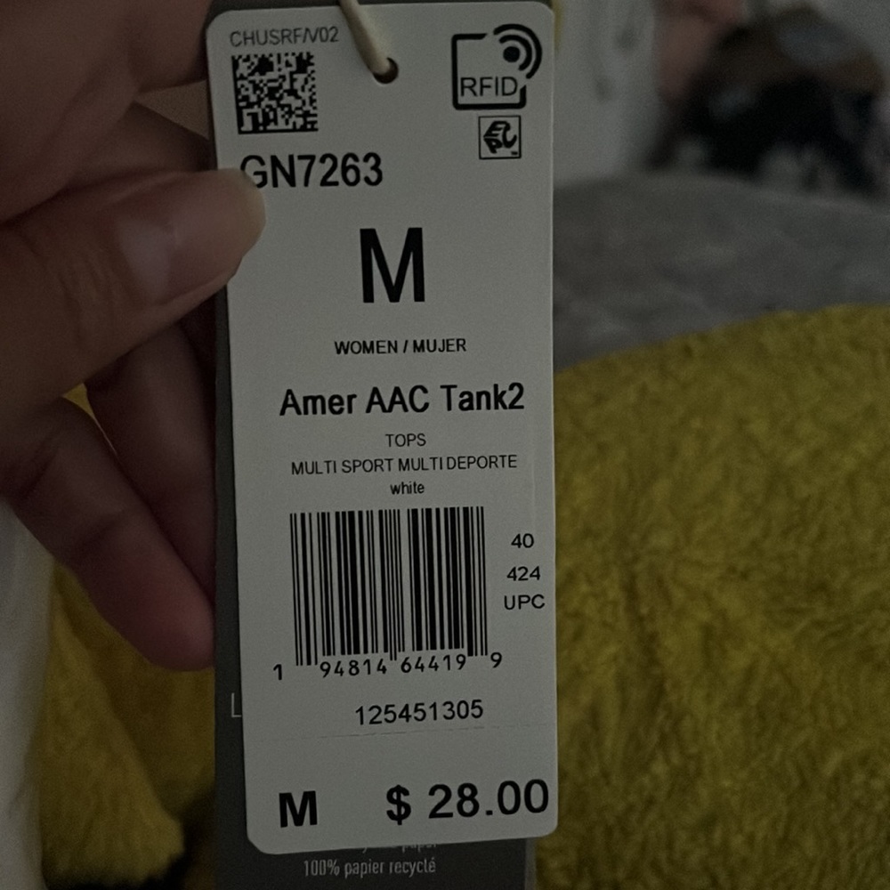 Adidas Tank - Picture 4 of 4